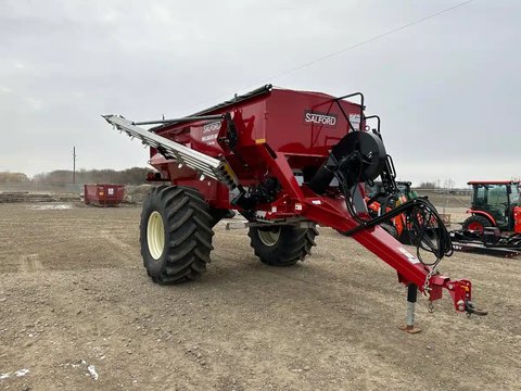 Main image for New 2023 Valmar 8711 Spreader - Fertilizer
