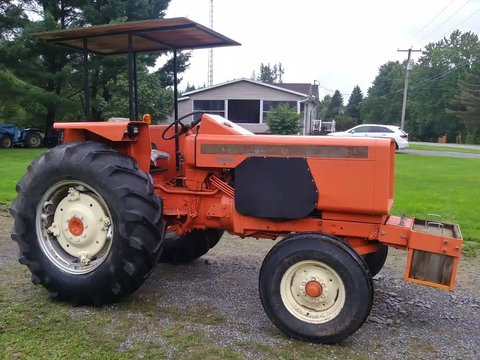 Main image for Used 1971 Allis Chalmers 160 Tractor