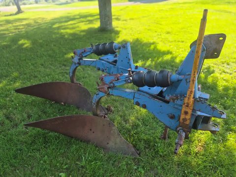 Main image for Used Kongskilde 2 versoirs