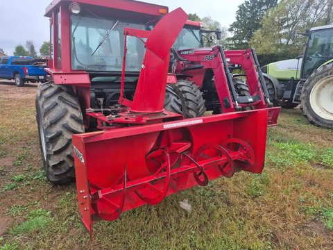 Main image for Used Couture 74 pouces Snow Blower