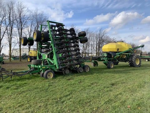 Main image for Used 2012 John Deere 1890 Air Drill