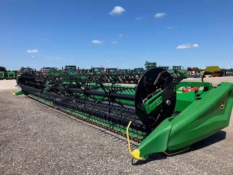 Main image for Used 2021 John Deere HD40R Header - Draper