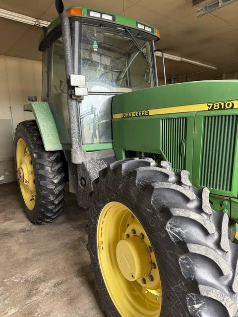 Main image for Used 1998 John Deere 7810 Tractor
