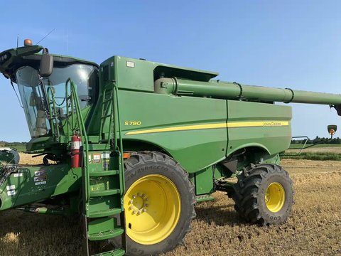 Main image for Used 2018 John Deere S780 Combine
