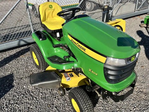 Main image for Used 2010 John Deere X304 Lawn Tractor