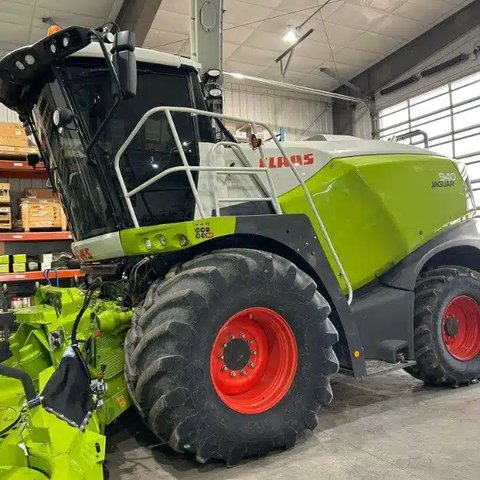 Main image for Used 2021 CLAAS JAGUAR 940 Forage Harvester