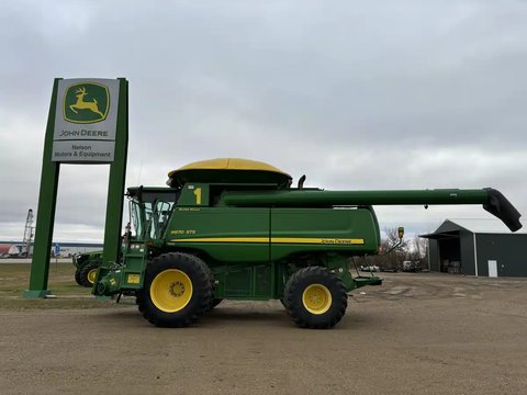 Main image for Used 2009 John Deere 9870 STS Combine