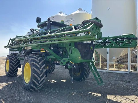 Main image for Used 2016 John Deere R4038 Sprayer - Self Propelled