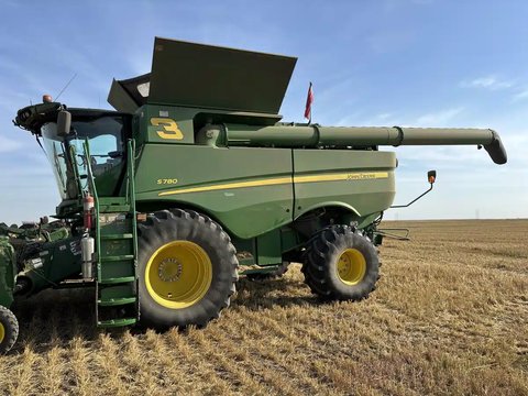 Main image for Used 2019 John Deere S780 Combine