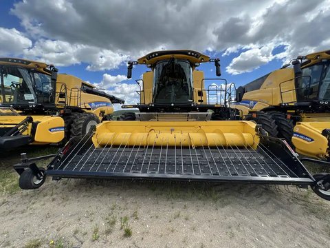 Main image for Used 2021 New Holland CR9.90Z Combine