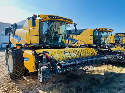 Main image for Used 2023 New Holland CR9.90Z Combine