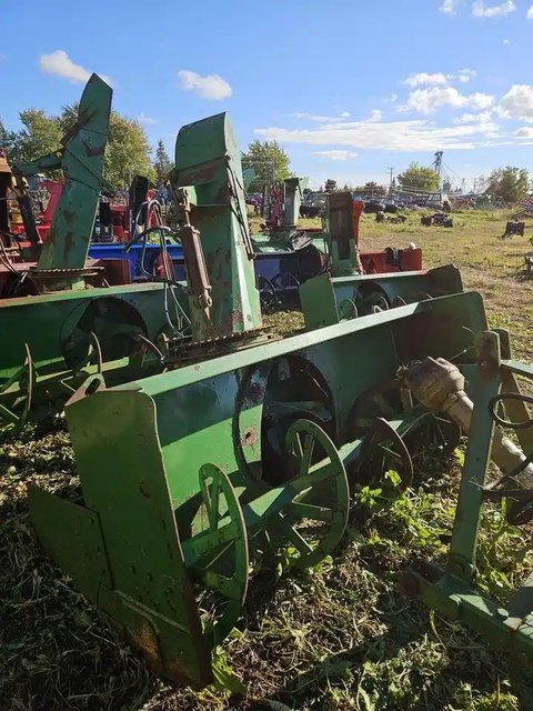 Main image for Used Pronovost SNOW BLOWER Snow Blower