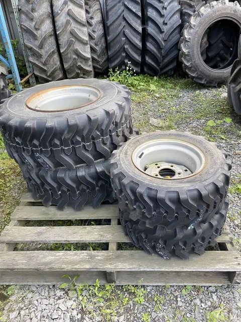 Main image for Used 2021 Titan 28/8.50X12 12X16.5 Tires
