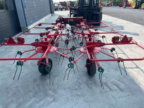 Main image for Used 2020 Kverneland 8083T Tedder