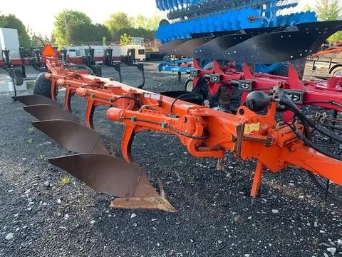 Main image for Used Kuhn VARI-LANDER 4 Plow
