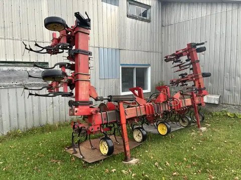 Main image for Used 2000 Noble 8R 30P Hoe