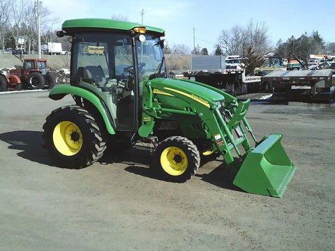 Main image for Used 2011 John Deere 3520 Tractor