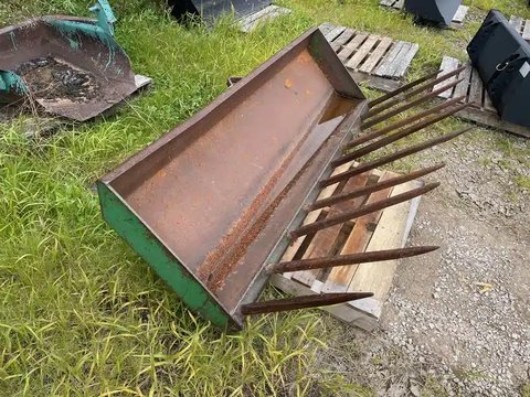 Main image for Used John Deere 6.5' Manure Fork