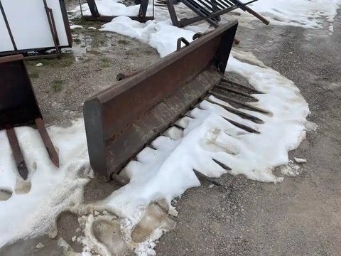 Main image for Used Frey Manure Bucket Miscellaneous