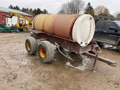 Main image for Used 1000 Gallon Tank