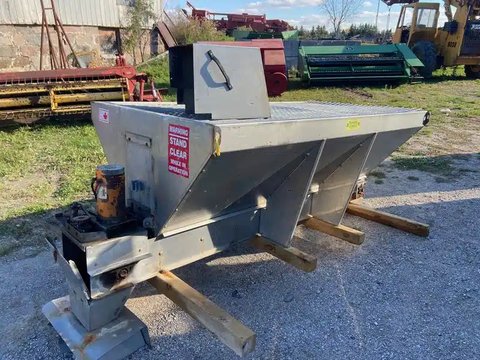 Main image for Used Arctic Other Spreader - Salt & Sand