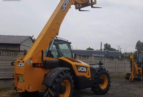 Main image for Used 2016 JCB 541-70 TeleHandler