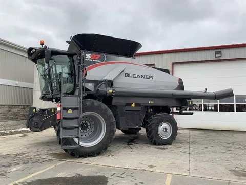 Main image for New 2024 Gleaner S97 Combine