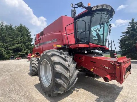 Main image for Used 2015 Case IH 8240 Combine
