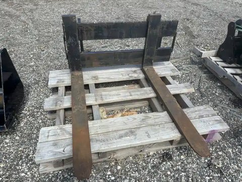 Main image for New 2022 Yanmar ISOV0FORKSV1 Pallet Fork