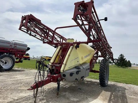 Main image for Used 2011 Hardi COMMDR 4400 Sprayer - Pull Type