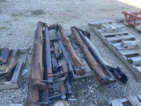 Main image for Used 2014 Yetter DEVASTATOR Header - Row Crop