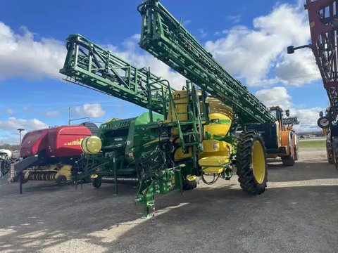 Main image for Used 2009 John Deere 840I Sprayer - Self Propelled
