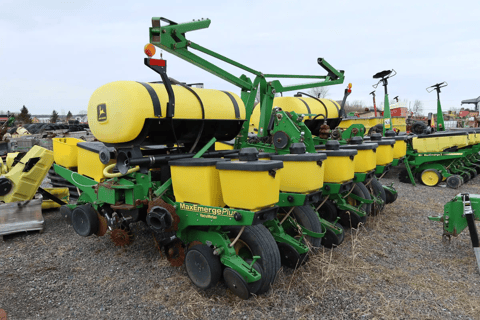 Main image for Used John Deere 1760 Planter