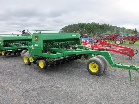 Main image for Used John Deere 750 Drill