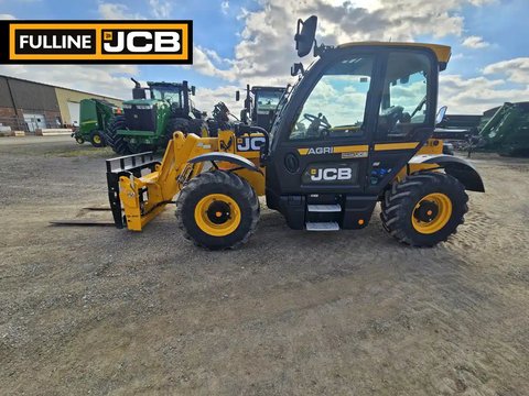 Main image for Used 2023 JCB 532-60 TeleHandler