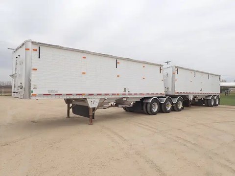 Main image for Used 2004 Wilson Aluminum Super-B Trailer - Grain
