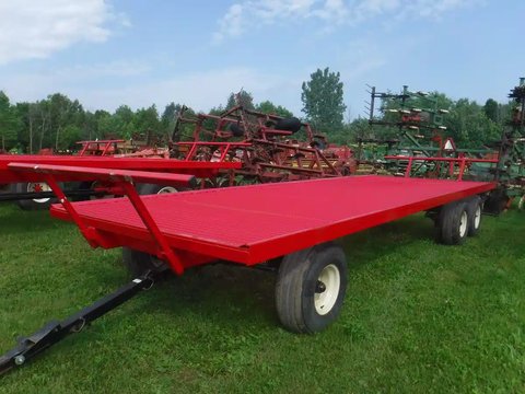 Main image for Used Creekbank Welding 25FT Bale Wagon