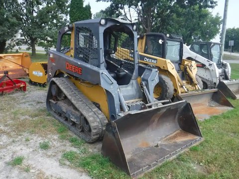 Main image for Used 2012 John Deere 323D Skid Steer