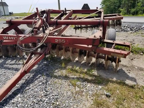 Main image for Used White 255 Disc