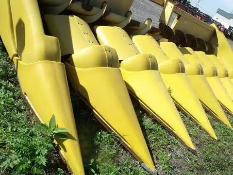 Main image for Used New Holland 98C Header - Row Crop