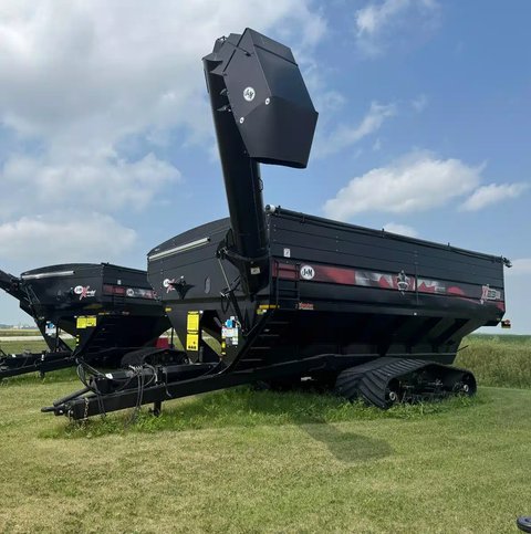 Main image for New 2024 J&M 2332 Grain Cart