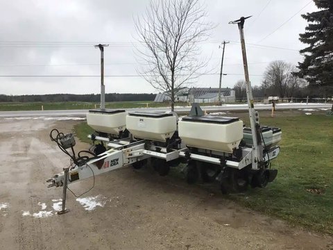 Main image for Used New Idea 9800 Planter