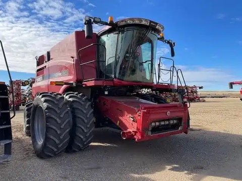Main image for Used 2016 Case IH 8240 Combine