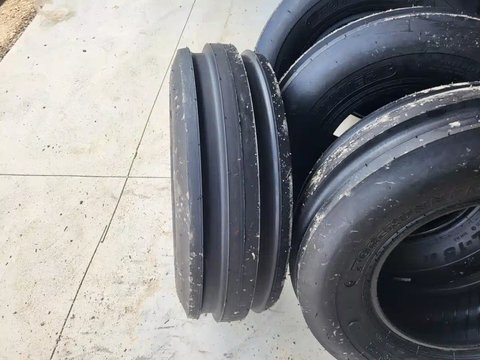 Main image for New Forerunner 9.5L-15 Tires