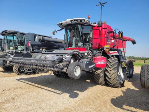 Main image for Used 2014 Massey Ferguson 9560 Combine
