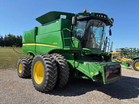 Main image for Used 2013 John Deere S670 Combine