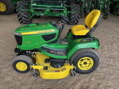 Main image for 2021 John Deere X754 Lawn Tractor