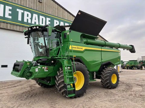 Main image for Used 2025 John Deere S7 700 Combine