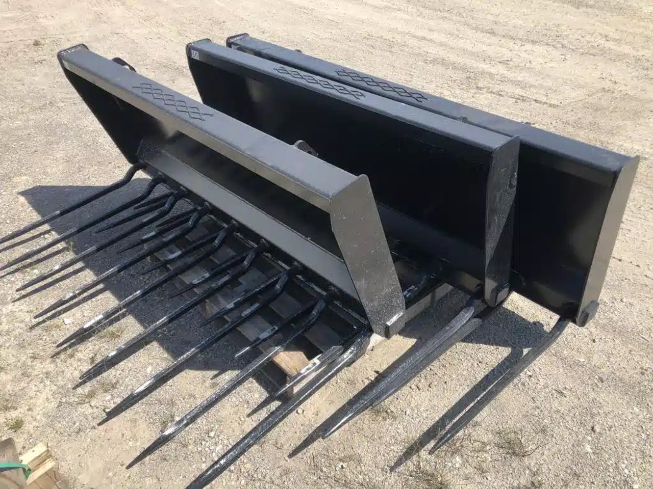 HLA Attachments MANURE FORKS Fourche à fumier