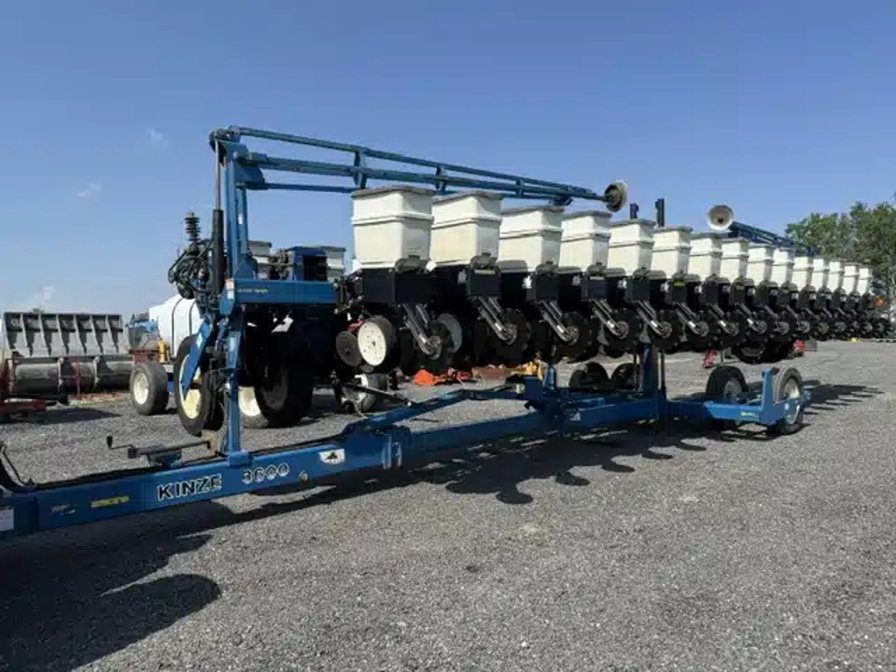 2005 Kinze 3600 Planteur